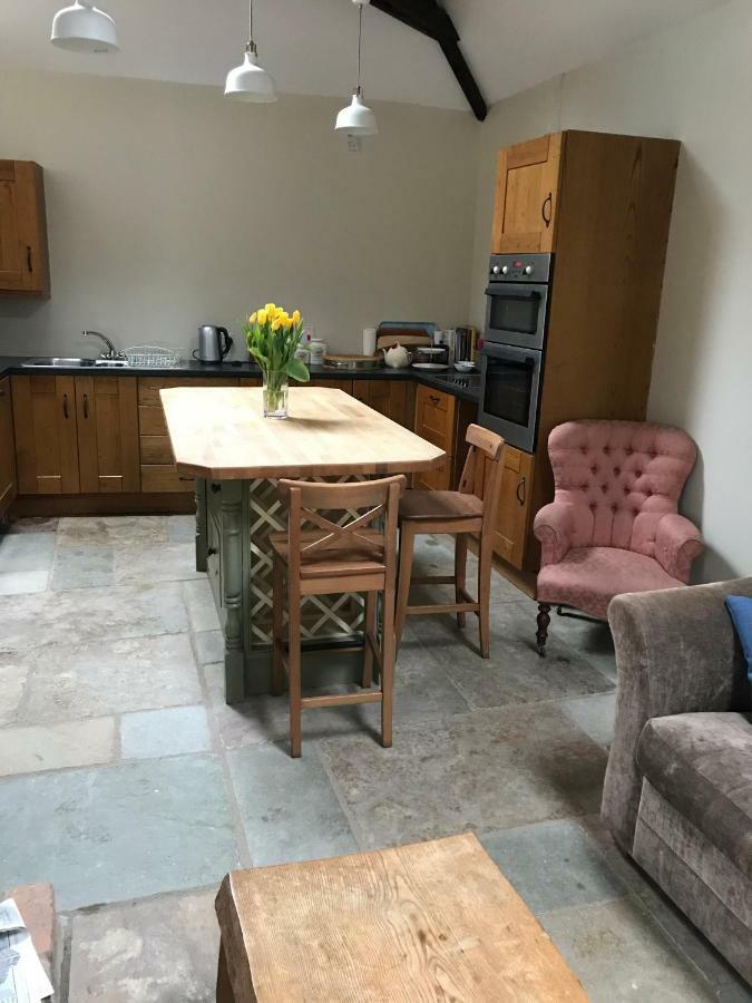Tracey'S Farmhouse Cottage 贝尔法斯特 外观 照片
