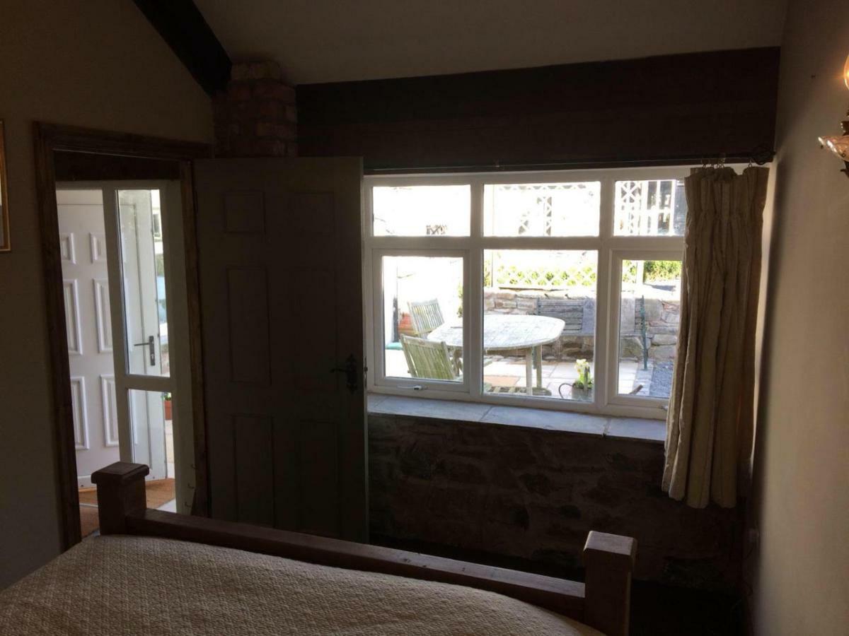 Tracey'S Farmhouse Cottage 贝尔法斯特 外观 照片