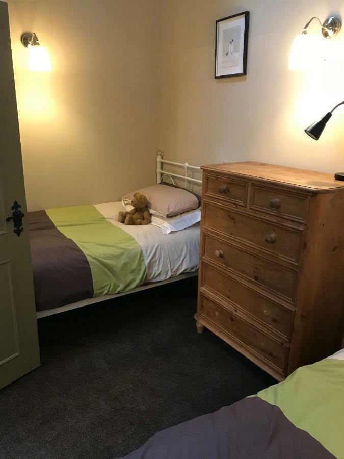Tracey'S Farmhouse Cottage 贝尔法斯特 外观 照片